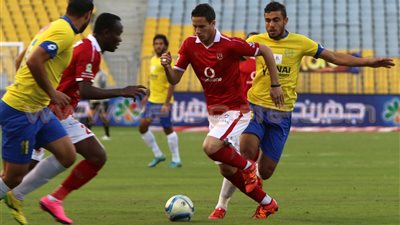 بالفيديو والصور.. الأهلي يتقدم على الإسماعيلي بهدف في الشوط الأول