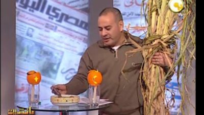 بالفيديو.. «القرموطي» يحتفل بعيد الغطاس على الهواء