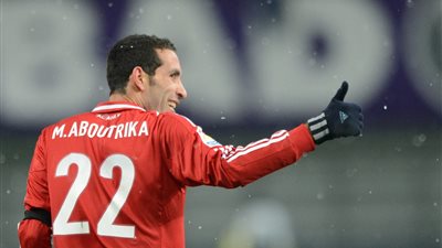 «أبو تريكة» مهنئًا الأهلي بالفوز على الإسماعيلي: «تكنيك»