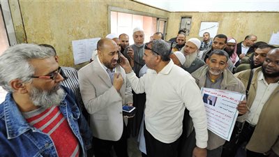 النيابة تحقق مع عبدالله بدر بتهمة انتحال صفة دكتور بالأزهر