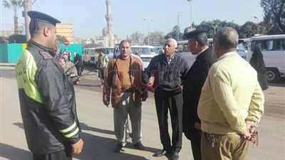 رئيس حي العجوزة يتفقد المحور المروري الجديد وأعمال المترو (صور)
