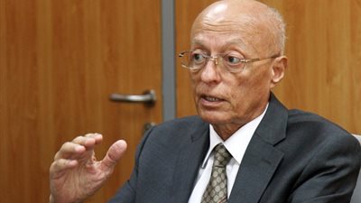 إعلان وفاة «دعم مصر».. التحالف فشل في حشد أعضائه لتمرير «الخدمة المدنية».. والنواب خرجوا عن طوع «سيف اليزل».. رفضوا توجيهات «هيكل».. الانشقاقات تهدد الائتلاف.. 