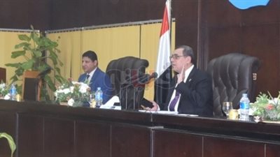 محافظ الفيوم يترأس الاجتماع الدوري لمجلس الشباب