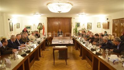 وزير التموين يجتمع بشعبة المواد الغذائية باتحاد الغرف التجارية