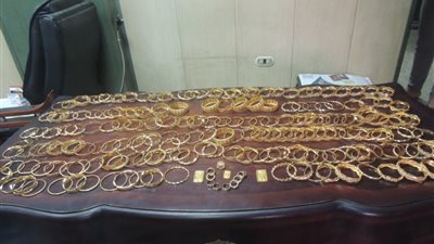 ضبط صائغ بحوزته مشغولات ذهبية غير مدموغة في القاهرة