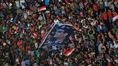 مسيرة عمالية بالمحلة لدعم السيسي في انتخابات الرئاسة غدا