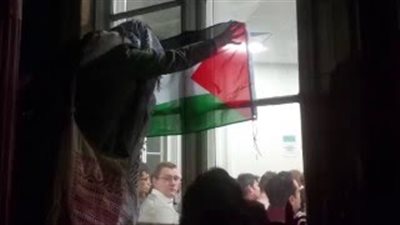 بالفيديو.. مظاهرة احتجاج بلندن ضد محاضرة رئيس الشاباك السابق