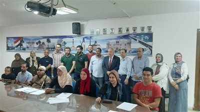 القوى العاملة: تعيين 7 من ذوي القدرات الخاصة بكبرى شركات الاتصالات بالإسكندرية