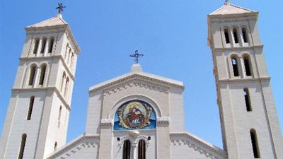 «إيبارشية المنيا»: الكنيسة لا تدعم مرشحا رئاسيا بعينه