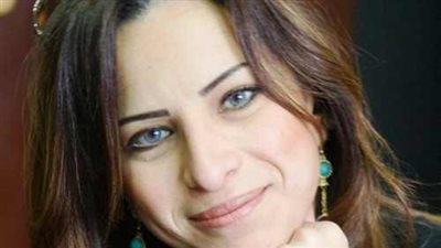 رانيا يعقوب: تراجع الجنيه أمام الدولار ينعكس إيجابيًا على البورصة