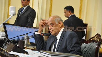 بالصور..عبد العال: قرار النيابة حول تقرير الفساد لا يمنع البرلمان من مراجعته