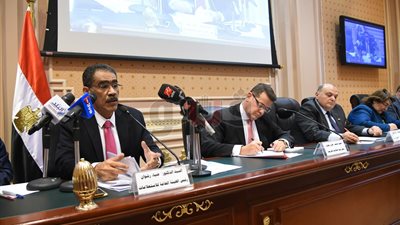 البرلمان يوصي بإعداد رد على مذكرة الكونجرس بشأن أقباط مصر