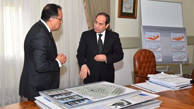 مدبولي لـ«السيسي»: الانتهاء من تشغيل 586 مشروعا متعثرا