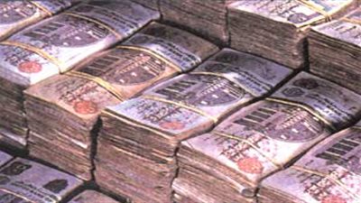 عاطل ينتحل صفة رئيس مباحث لسرقة 60 ألف جنيه من رجل أعمال بالجيزة