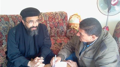 القس مينا: لن يثنينا إرهاب عن الاحتفال بأعيادنا في جنوب سيناء (فيديو)