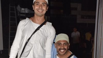 محمد أنور عن أوس أوس: أكتر واحد بيفرهدنا في العالم