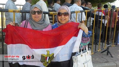 بالصور.. إقبال كبير للمرأة المصرية على الانتخابات الرئاسية بالخارج