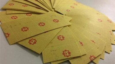 ضبط متسول يجمع تذاكر المترو من الركاب لبيعها لصراف بنصف الثمن