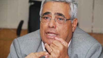 نافعة واليزل ومحمود عامر في صالون 