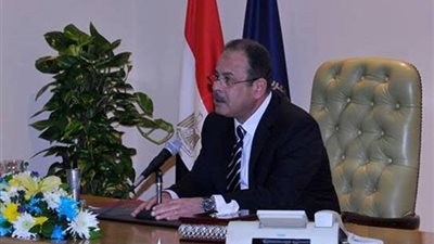 وزير الداخلية يؤدي صلاة الجمعة بمسجد أكاديمية الشرطة