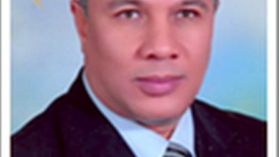 جامعة سوهاج تمنح مهنيا جائزة التسامح الدينى