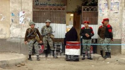 الجيش يتسلم لجان المنيا
