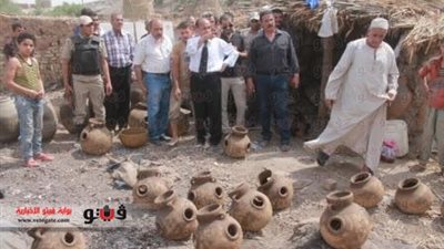 بالفيديو والصور.. العاملون بصناعة الفخار يطالبون المحافظ بمعرض دائم