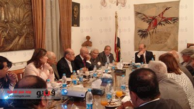 «وزير الثقافة» يلتقي مجلس أمناء المركز القومي للترجمة