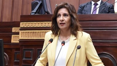 وزيرة الهجرة: المصابة بالسرطان لن تغادر الإمارات قبل تسديد ديونها