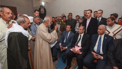 محافظ الإسكندرية يشهد انطلاق القافلة المتكاملة من قرية «بنجر السكر ١»