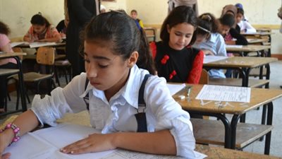 انتظام سير ثانى أيام امتحانات الشهادة الإعدادية بالقليوبية