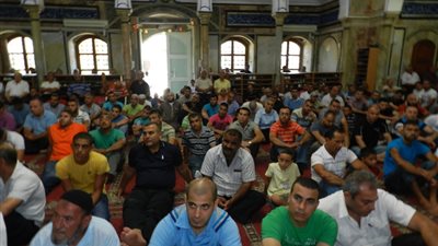 خطيب مسجد بدمنهور يدعو للمشاركة فى الاستفتاء وعدم الإنصات للمقاطعين