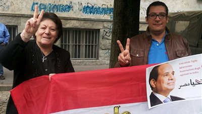 جمعية المصريين بإيطاليا توفر أتوبيسات لنقل المصريين إلى لجان الاقتراع