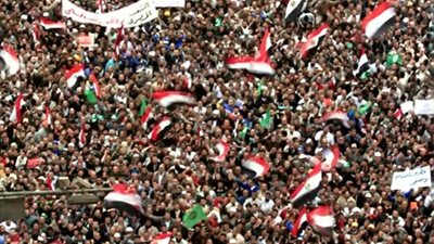 توافد المتظاهرين على ميادين الغربية للمشاركة بمليونية 