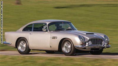 بالصور.. «فيراري» نادرة تدخل بورصة أغلى سيارة تباع في مزاد علني