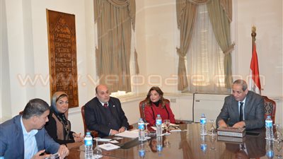 بالصور.. «التعليم» تقيم ورش عمل للشركات للمشاركة في مشروع بناء المدارس