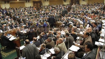 النواب ردًا على عتاب السيسي لرفض «الخدمة المدنية».. «أبوالوفا»: رفضناه استجابة للشارع.. «أبوالعلا»: رفضه لم يكن مطلوبا.. «بدراوي»: الأعضاء تسرعوا برفض القانون