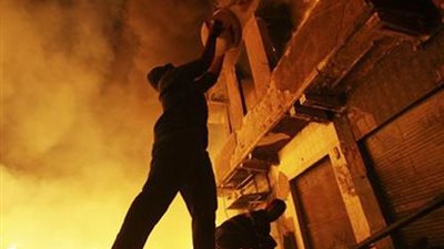 السيطرة على حريق هائل بمصنع بلاط.. بالوادي الجديد