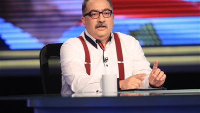 تأجيل محاكمة إبراهيم عيسى لاتهامة بسب مرشح برلماني لـ27 فبراير