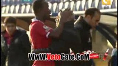 بالفيديو.. «أنطوي» يقبل رأس «زيزو» عقب تسجيله هدفا بالاتحاد