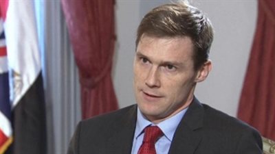 السفير البريطانى في القاهرة بعد حادث حلوان:«العالم كله خلف مصر»