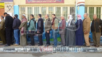 بالصور والفيديو.. بدء عملية الاستفتاءعلى الدستور بالبحيرة