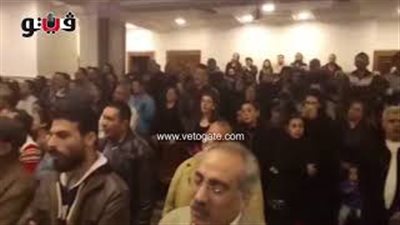 أصوات أهالي شهداء كنيسة حلوان تتوحد للدعاء لأبنائهم (فيديو)