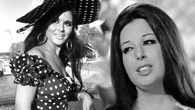 بالفيديو والصور..« قابيل وهابيل الفن ».. غيرة نجاة الصغيرة من سعاد حسنى بسبب الغناء.. روبى تغضب من شريف صبرى لتبنيه شقيقتها فنيًا.. نيكول سابا ترفض حضور حفل زفاف أختها.. وخلافات هيفاء ورولا 