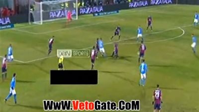 نابولي يفوز بهدف أمام كروتوني ويتصدر الدوري (فيديو)