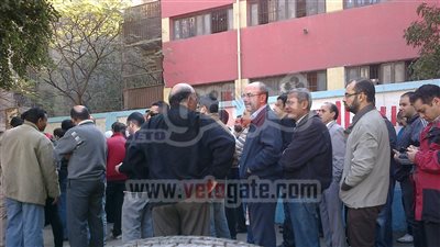 الجيش يصور الاستفتاء فى الدقى 