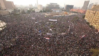 بالصور..24 ينايرساعات هدوء سبقت عاصفة الثورة.. الحركة بميدان التحرير طبيعية.. «كلنا خالد سعيد» تنشر خطة التظاهر.. الإخوان والأحزاب يقاطعون.. الحكومة مشغولة بالاحتفال بعيد الشرطة.. الطلاب في 