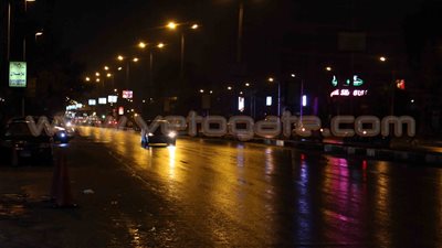بالصور.. سقوط أمطار غزيرة على شوارع القاهرة والجيزة