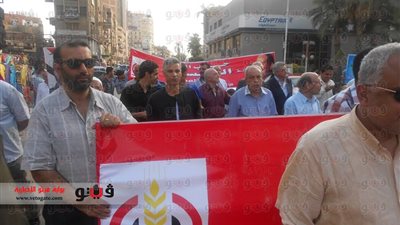 مسيرة لتجمع الشرقية لدعم السيسي