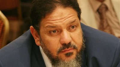 منتصر الزيات بعد الحكم بحبسه في «إهانة القضاء»: بلدي وإن جارت علي عزيزة